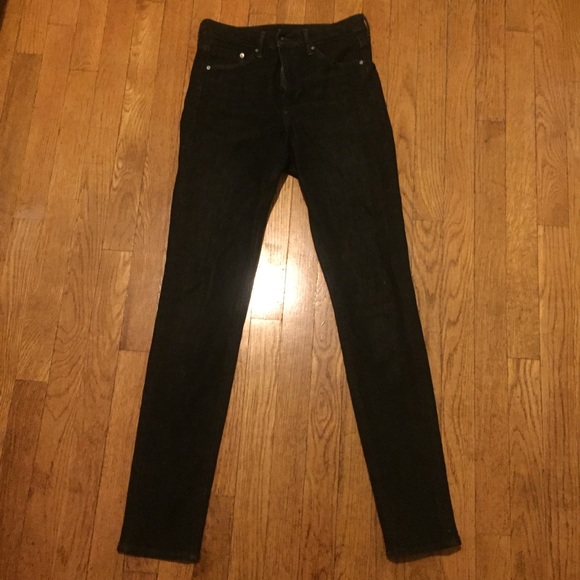 High-Waisted Shaping Skinny Jean - Picture 2 of 3